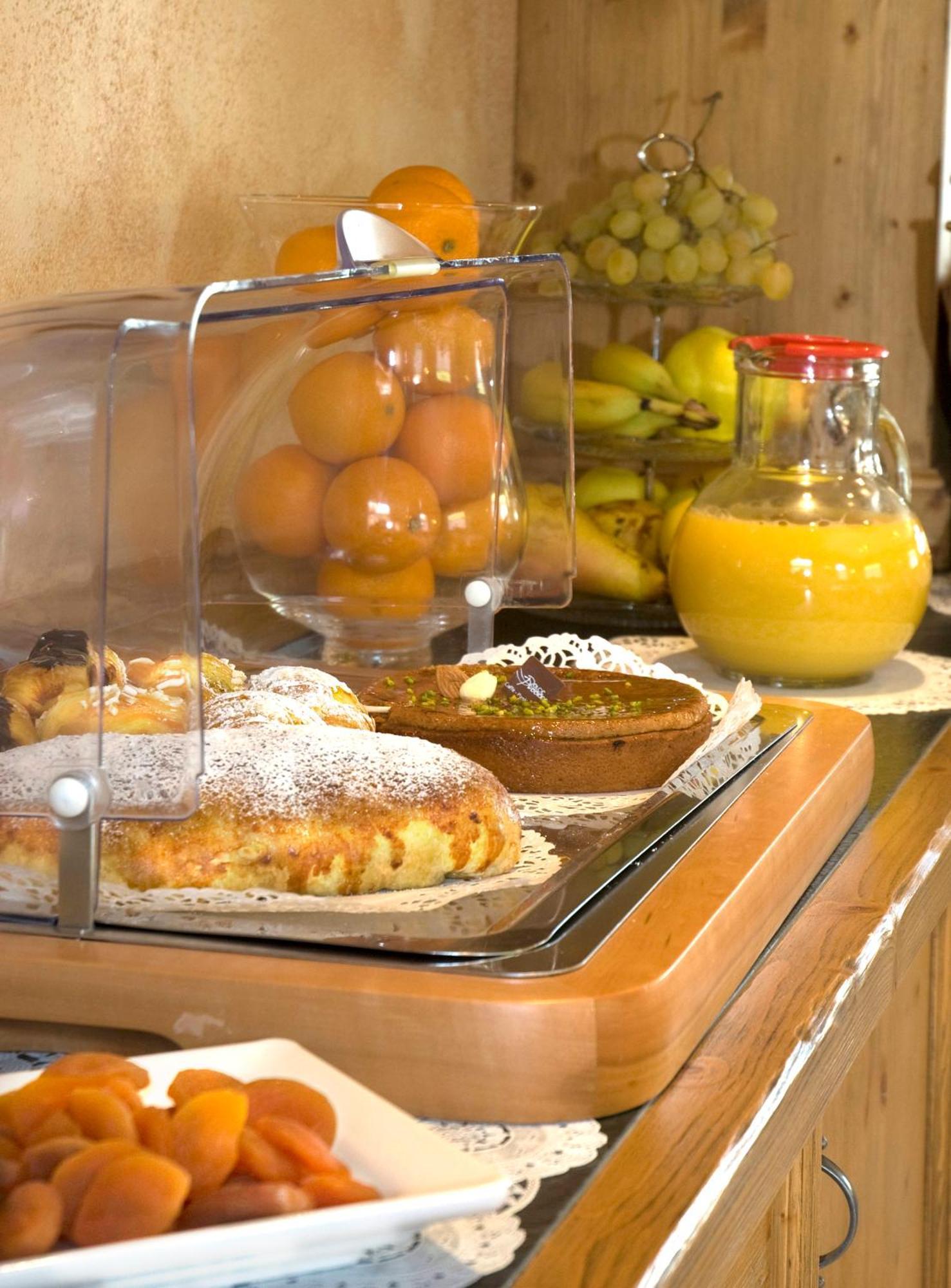 Hotel Costanza Mountain Holiday Livigno Ngoại thất bức ảnh