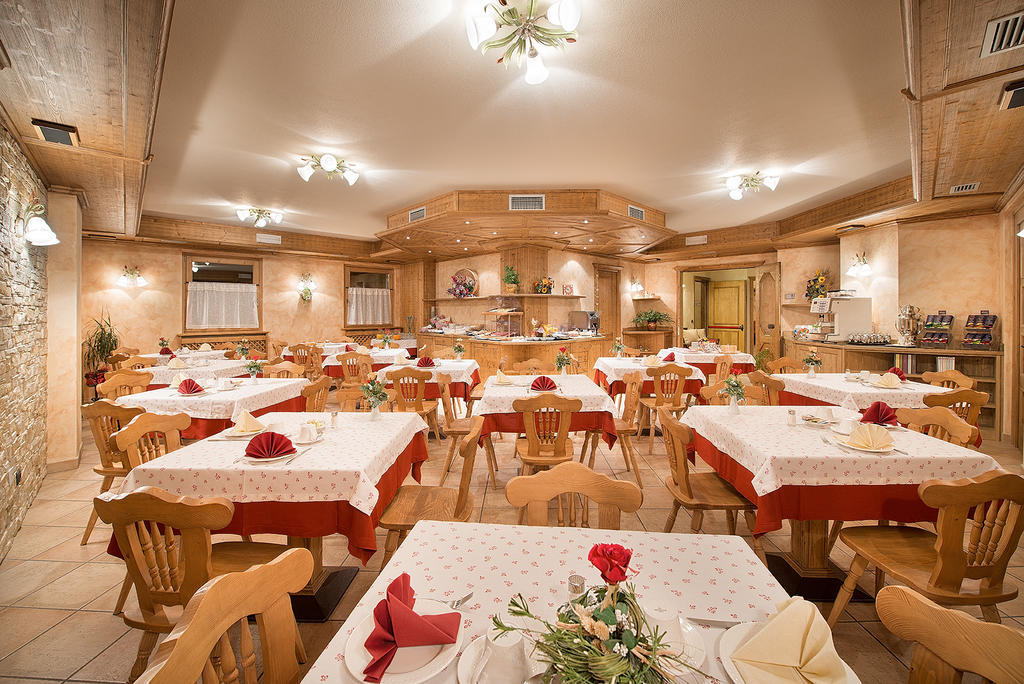 Hotel Costanza Mountain Holiday Livigno Ngoại thất bức ảnh