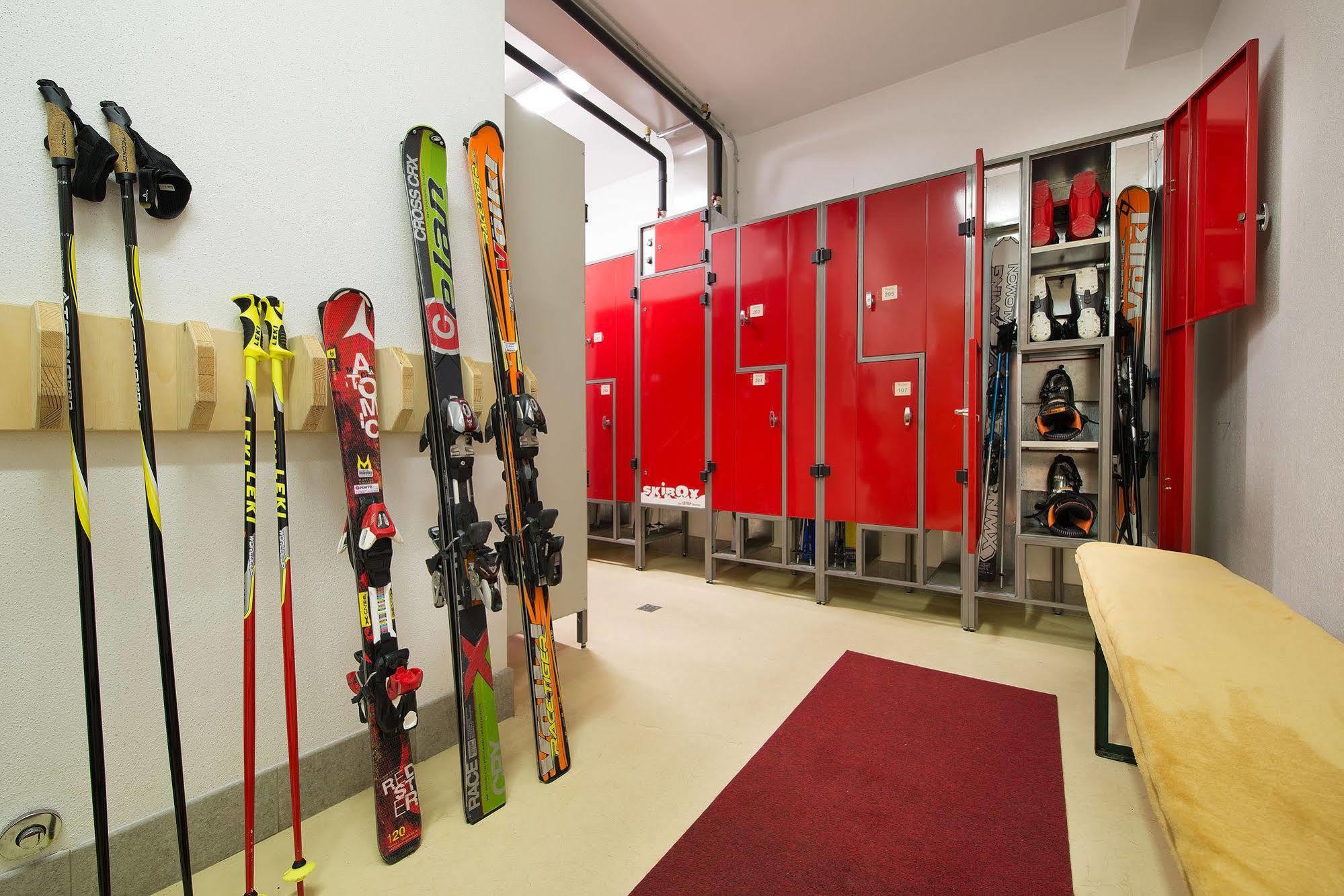 Hotel Costanza Mountain Holiday Livigno Ngoại thất bức ảnh